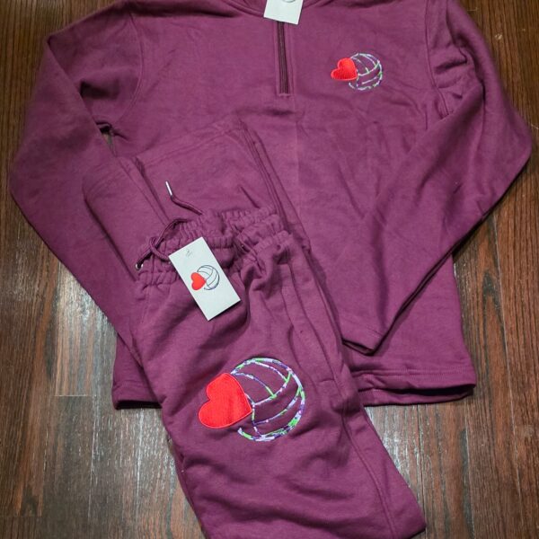 PLUM HALF ZIP LOVE&VOLLEYBALL SWEATSUIT (LOGO)