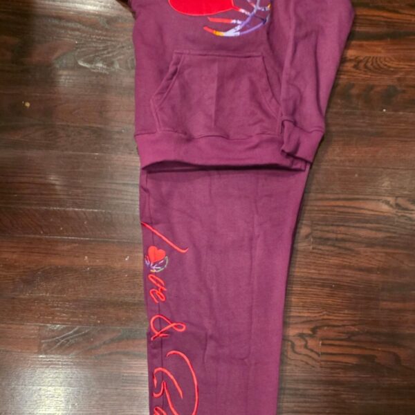 PLUM CLASSIC SWEATSUIT (EMBROIDERED)